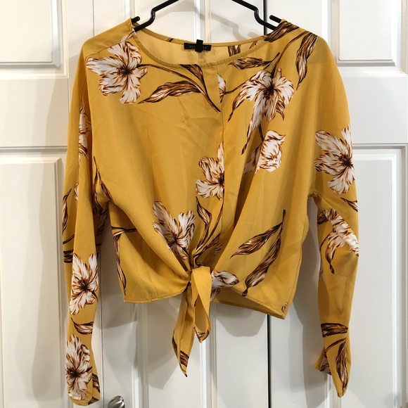 Dynamite Yellow long sleeves Top - Picture 1 of 6